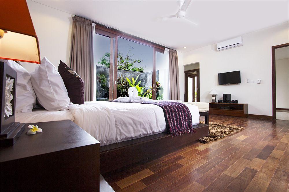 Aksata Villas Canggu Екстериор снимка