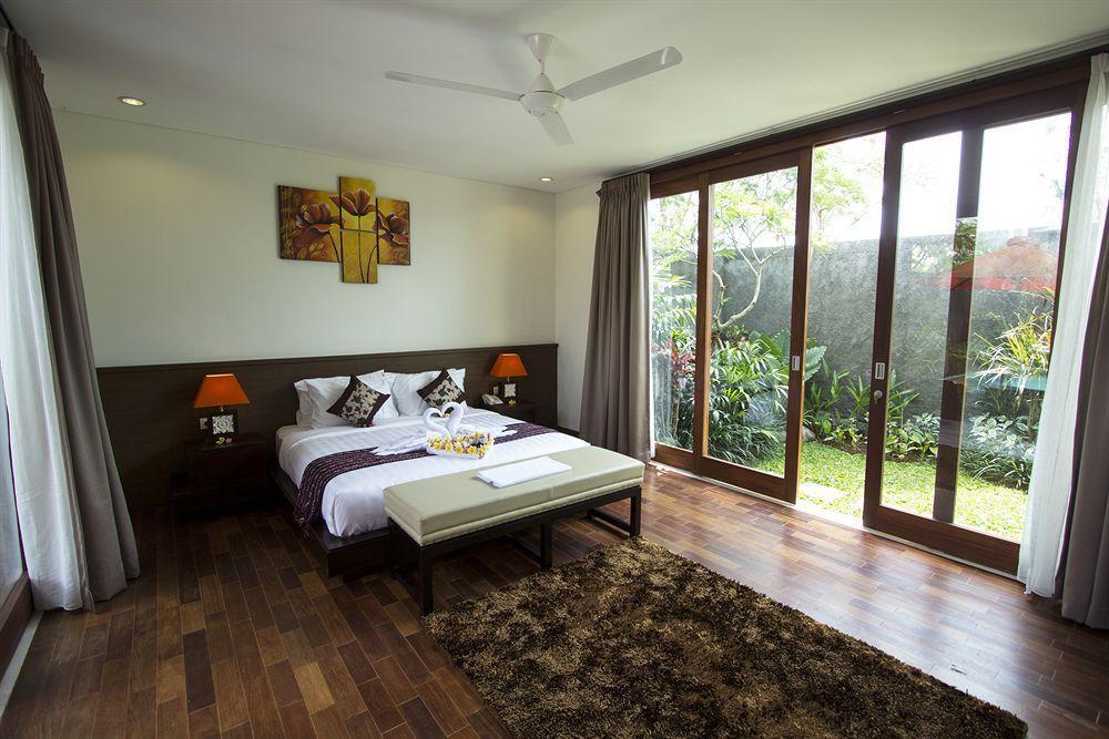 Aksata Villas Canggu Екстериор снимка