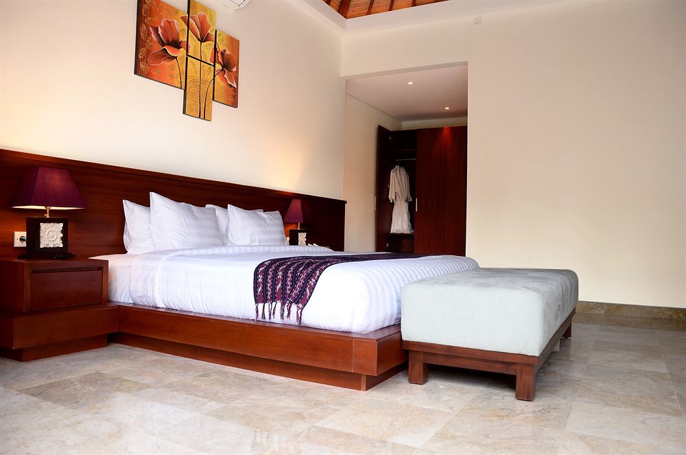Aksata Villas Canggu Екстериор снимка
